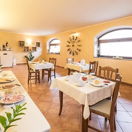 Costa Catterina Castagnito